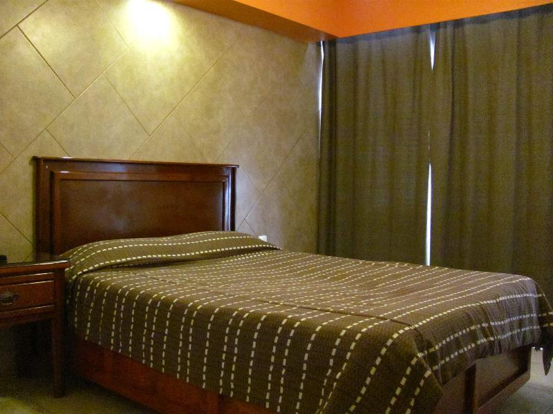 סן לואיס פוטוסי Hotel San Luis מראה חיצוני תמונה